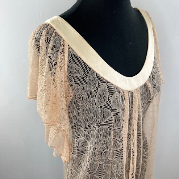 7 For All Mankind 7FAM Beige Nylon Silk Floral Lace Flutter Sleeve Blouse Top M - Picture 4 of 8